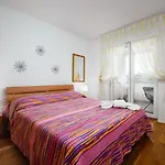 Stancija Amorozo 6
