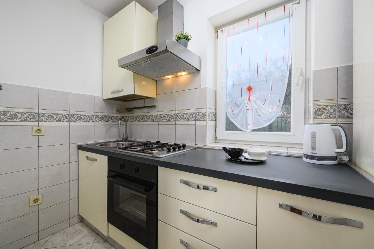 Stancija Amorozo 6 Appartement